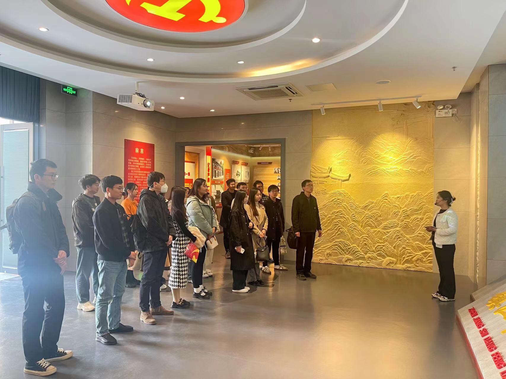 1700810034839600.jpg 02.jpg