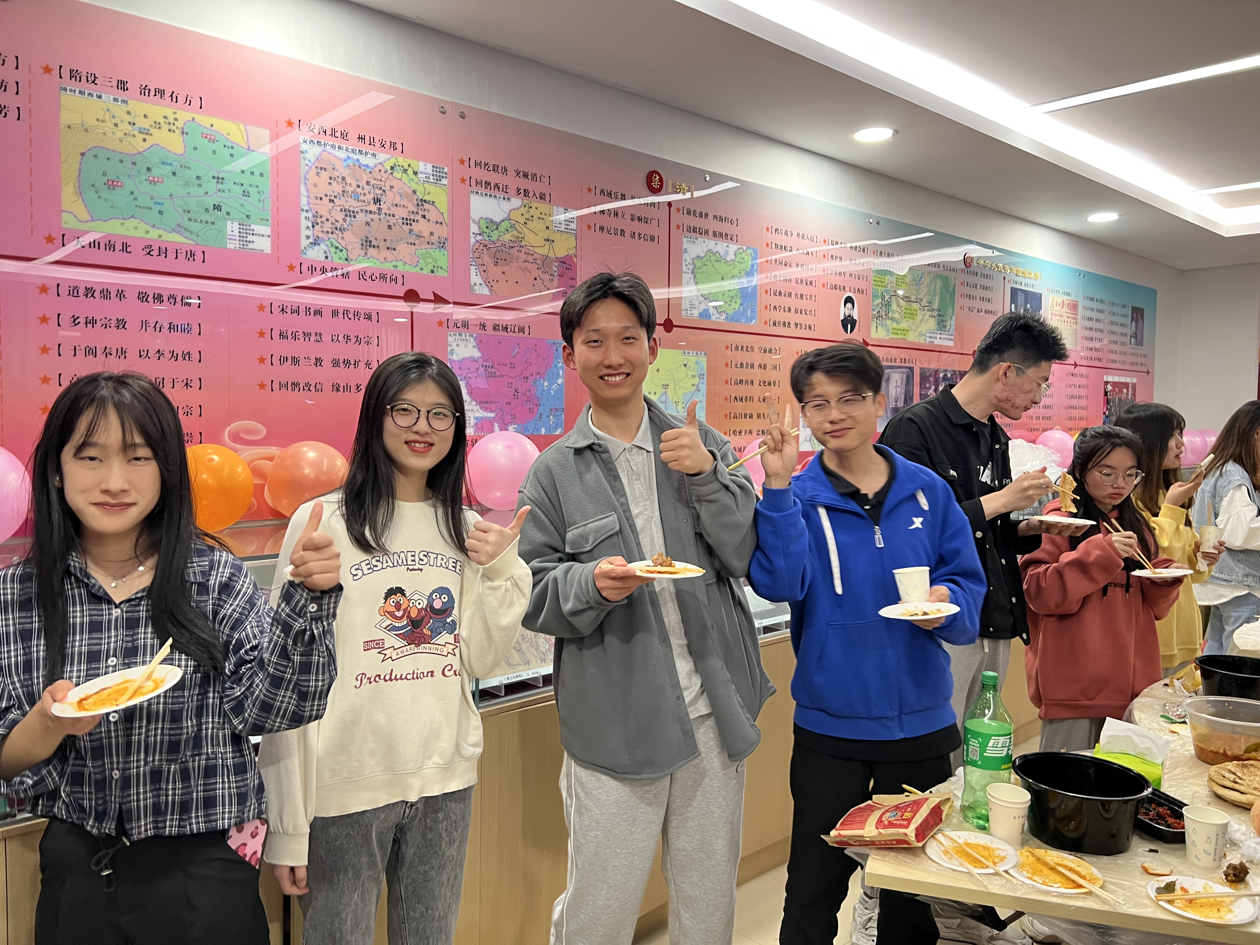 1683446470111983.png E2541642154A30ED1D1784AEDEACFDFE.png