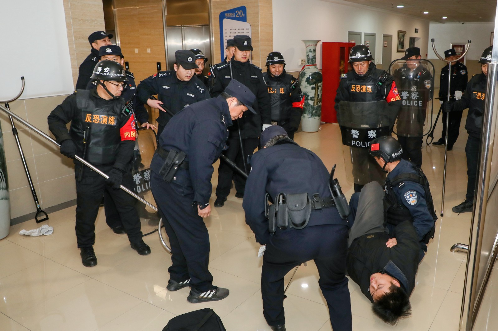 1735281609485411.jpg 1735281609485411.jpg