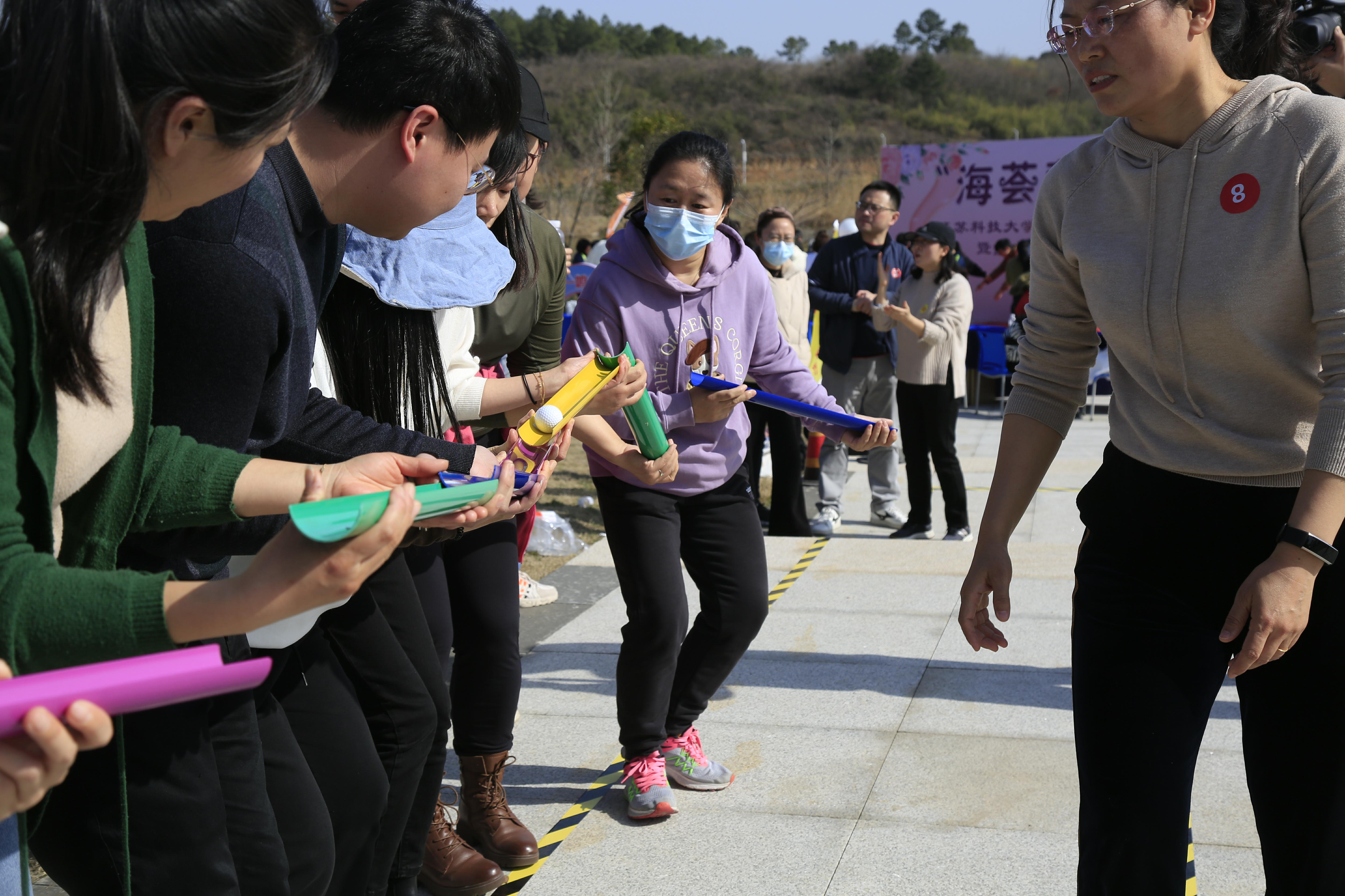 1646807802505013.jpg 朱以忻19.jpg