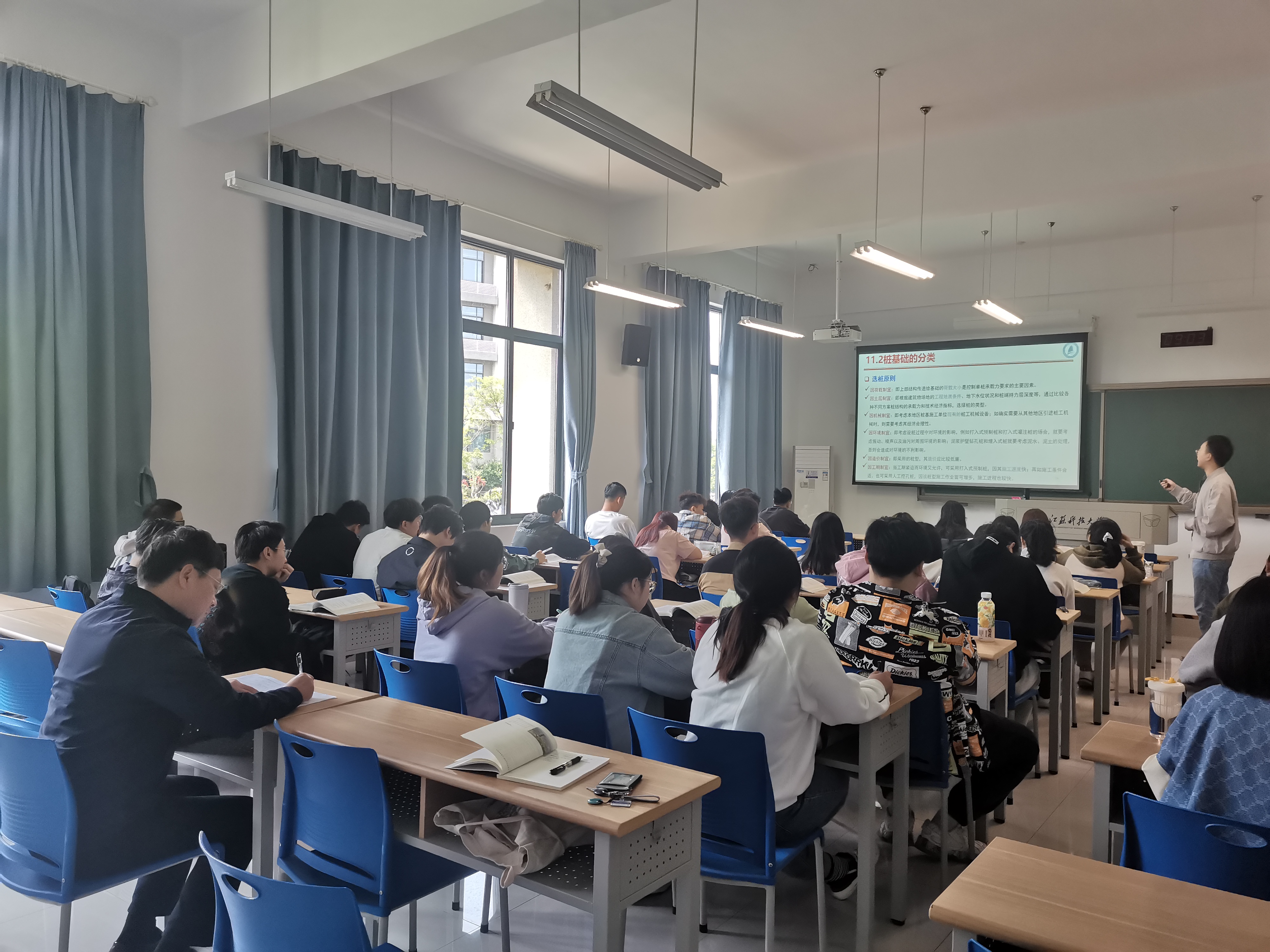 1683598777851456.jpg 1683598777851456.jpg