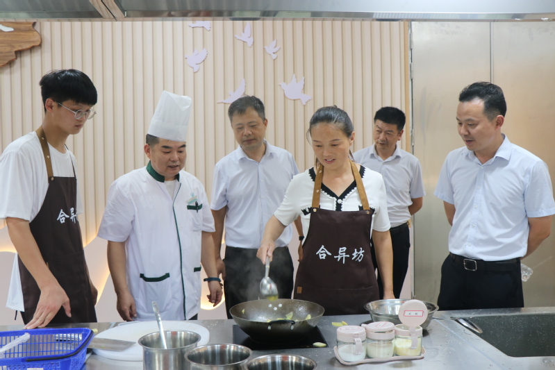 1726819122267043.jpg 11.jpg