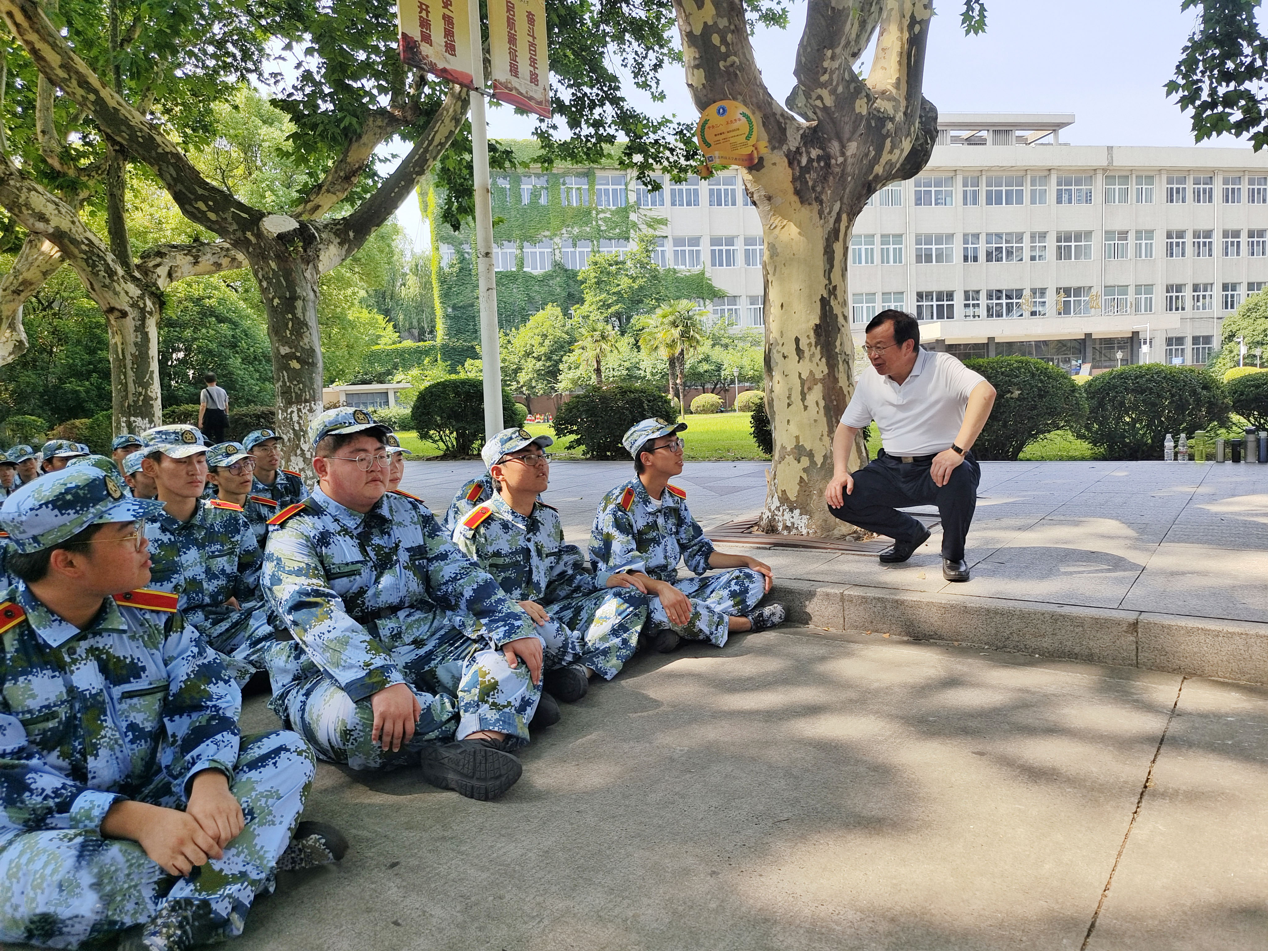 1655558853439371.jpg 6faad2f787f667668af6073c1982f43.jpg