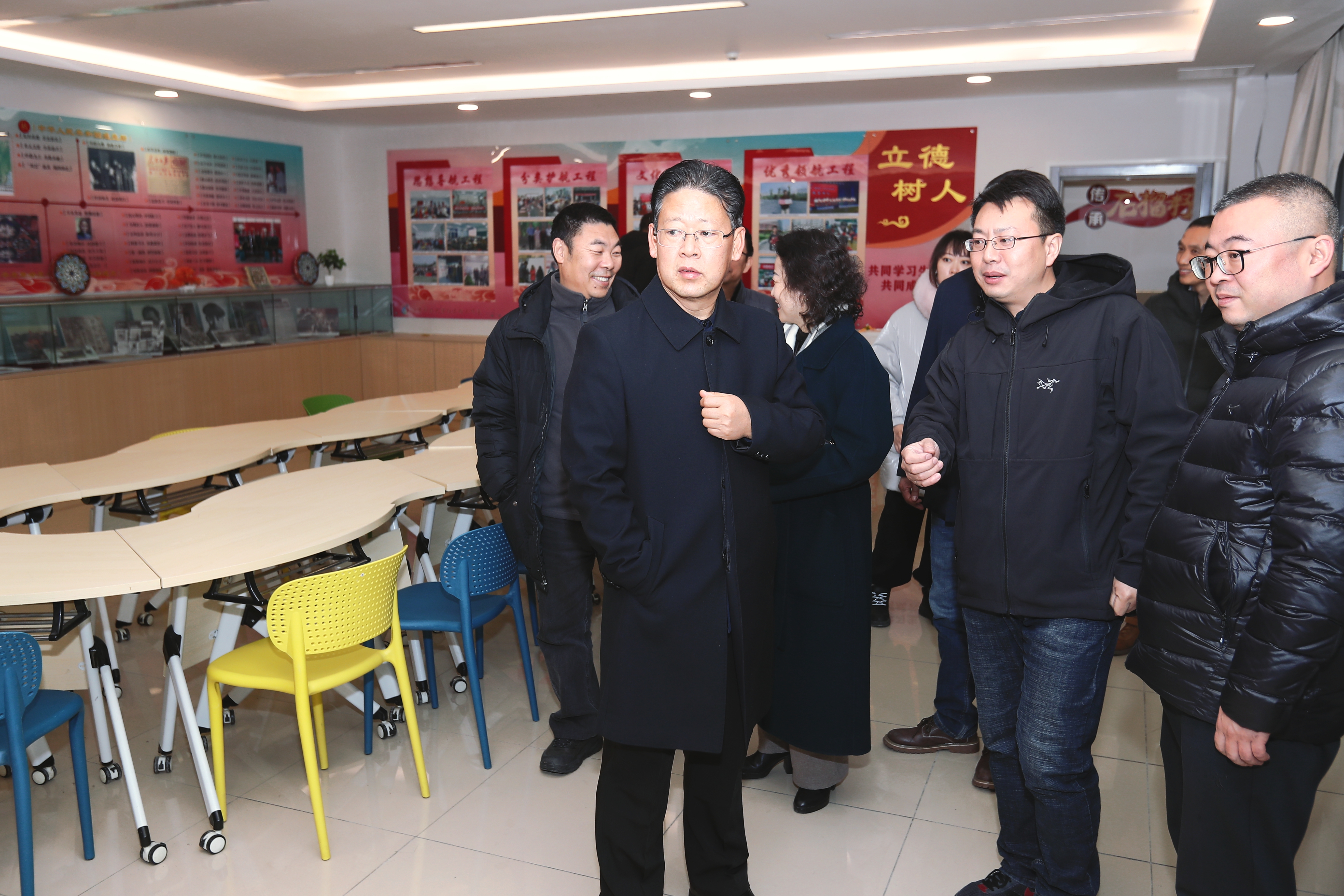 1704440365519251.jpg mmexport1704416834923.jpg