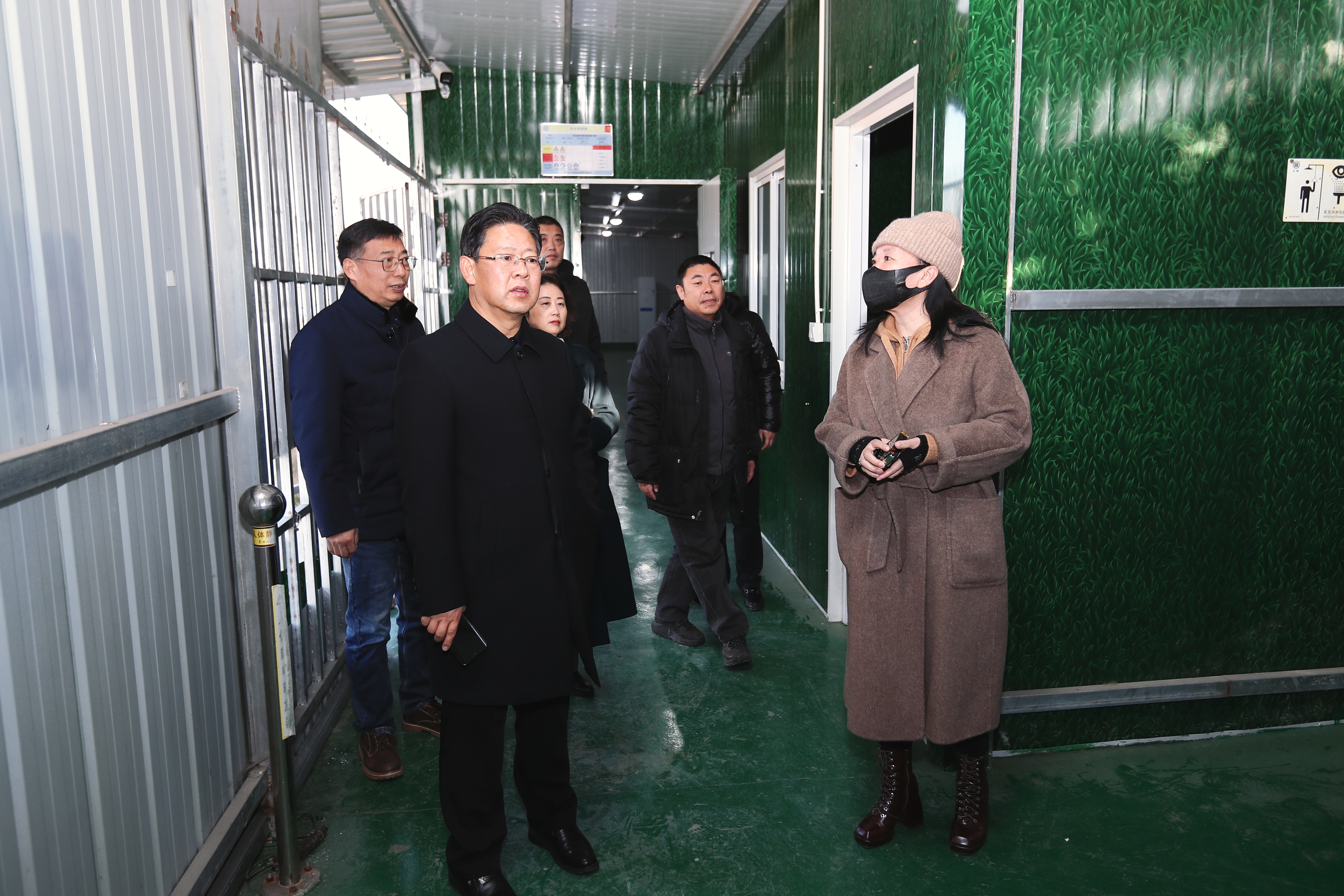 1704440421193342.jpg mmexport1704416850448.jpg