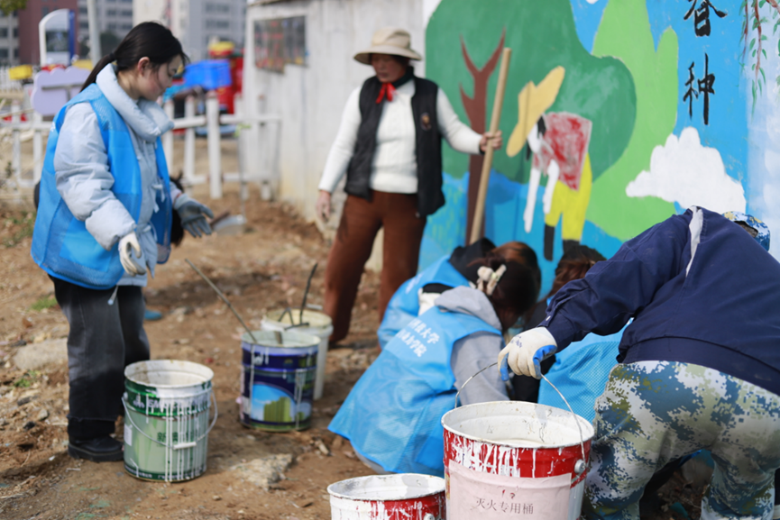 1741582433645981.png 图片1.png