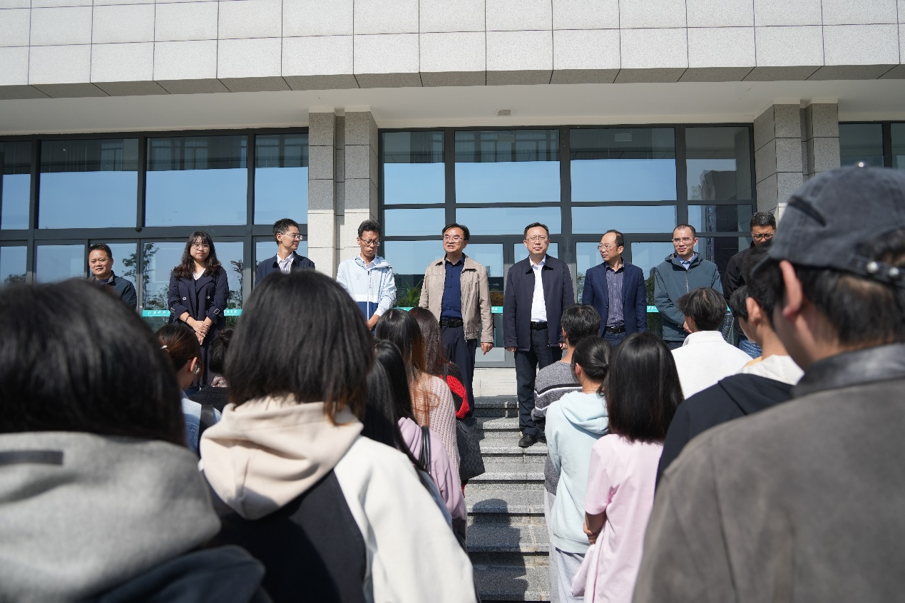 1730773875345911.png 图片1.png