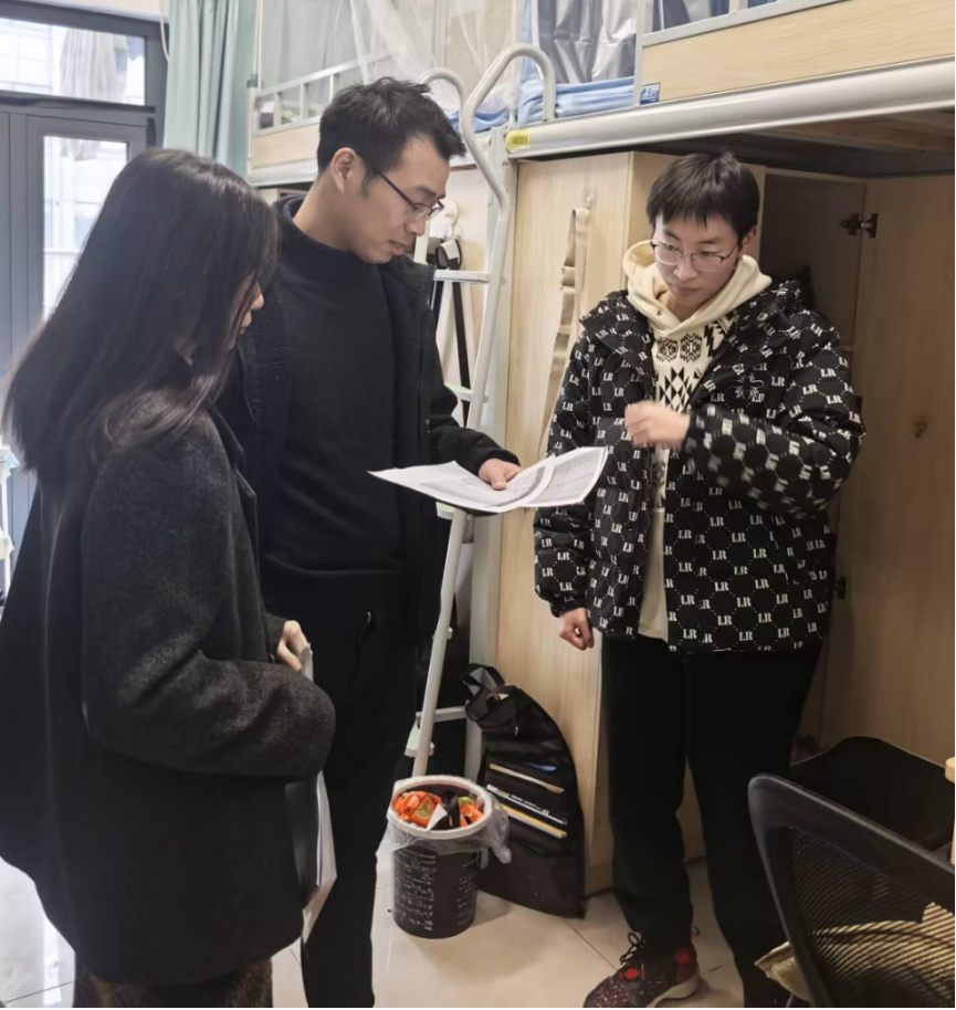 1740649118320129.png 1740649118320129.png