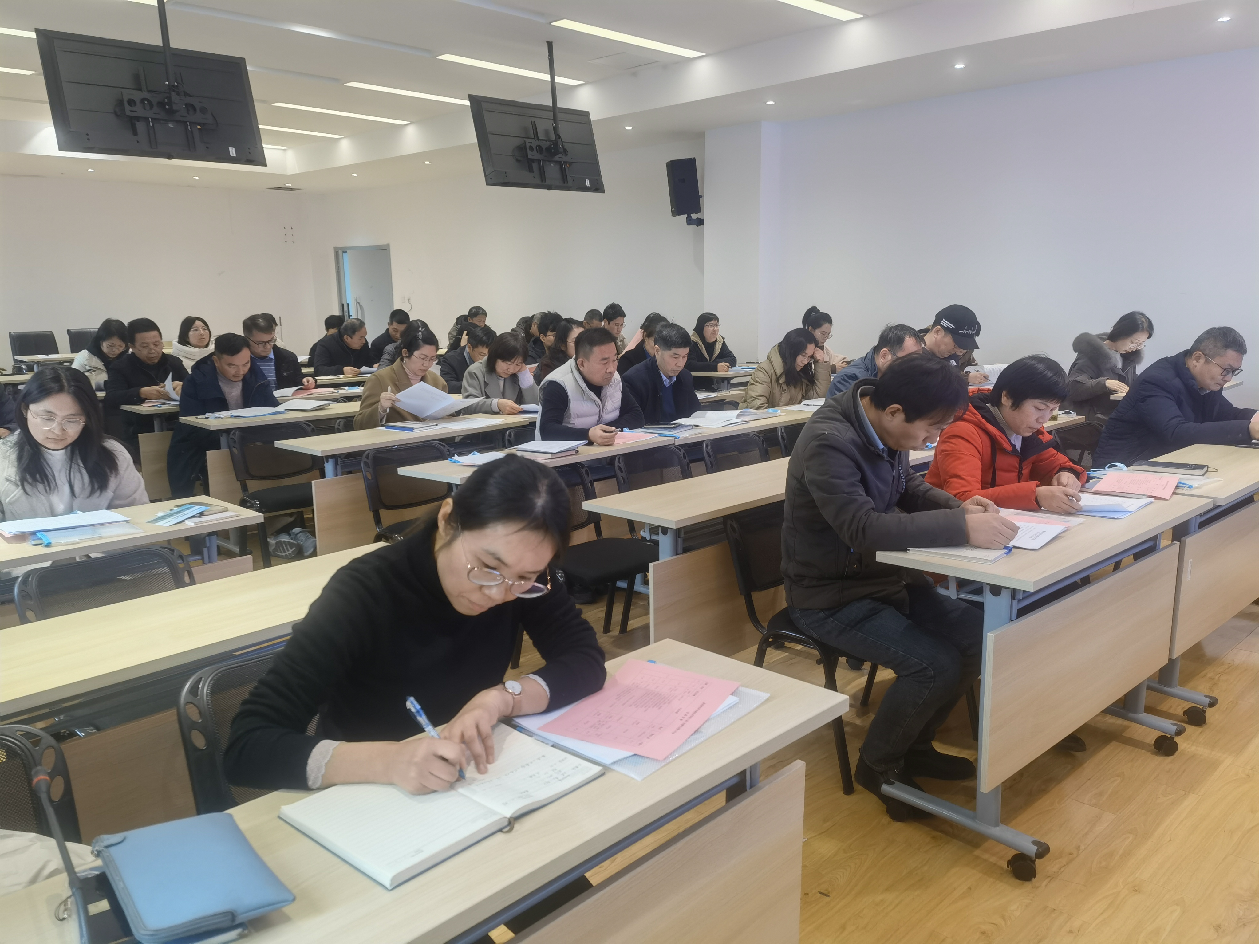 1733893693752250.jpg 2.jpg