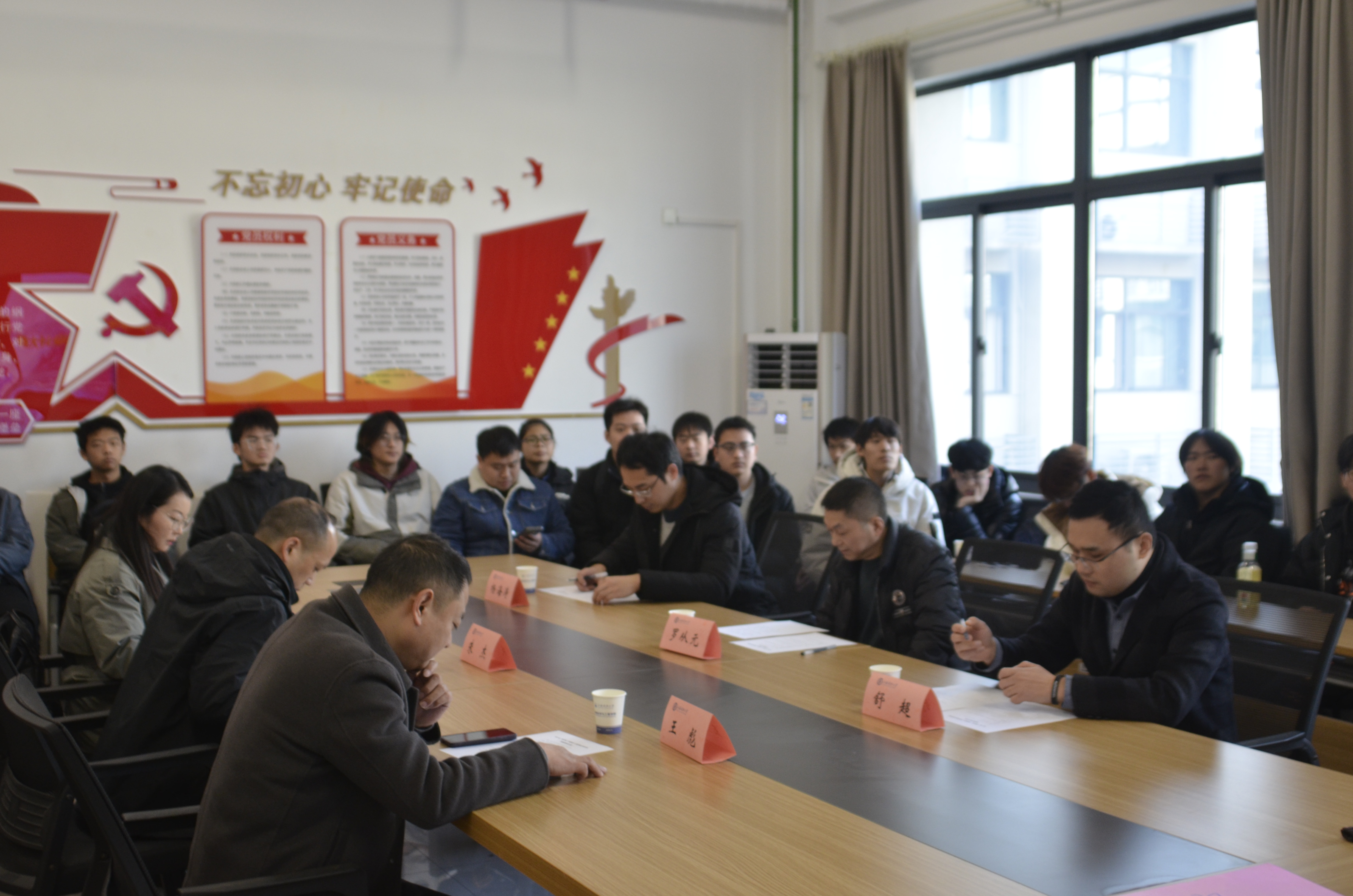 1735004026946415.jpg 1735004026946415.jpg