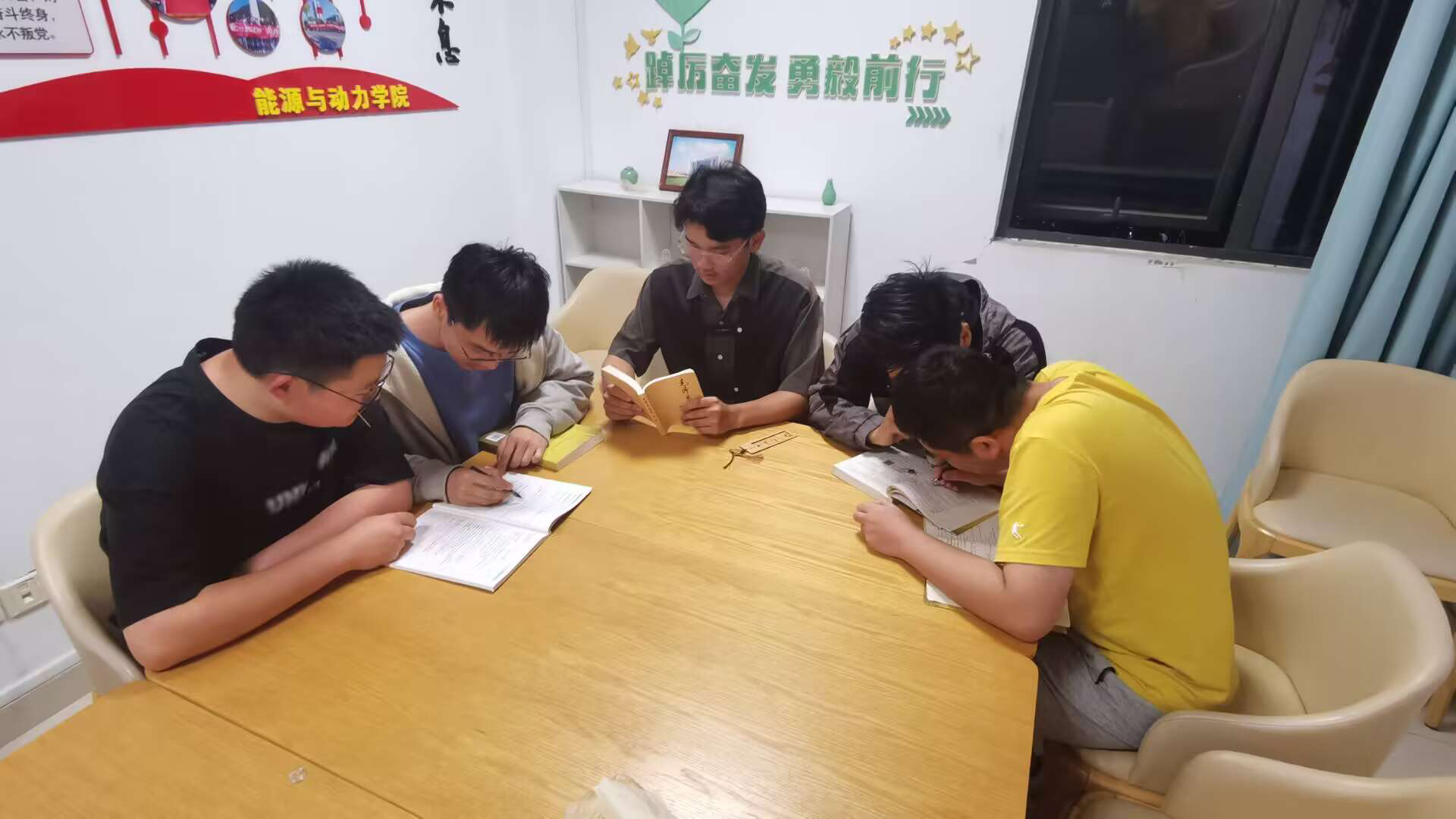 1713497889164534.png 1713497889164534.png