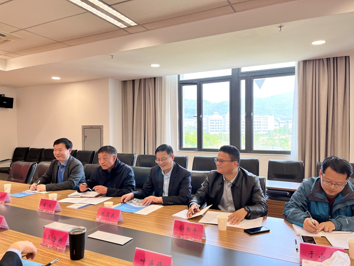 1682505549832784.png image.png