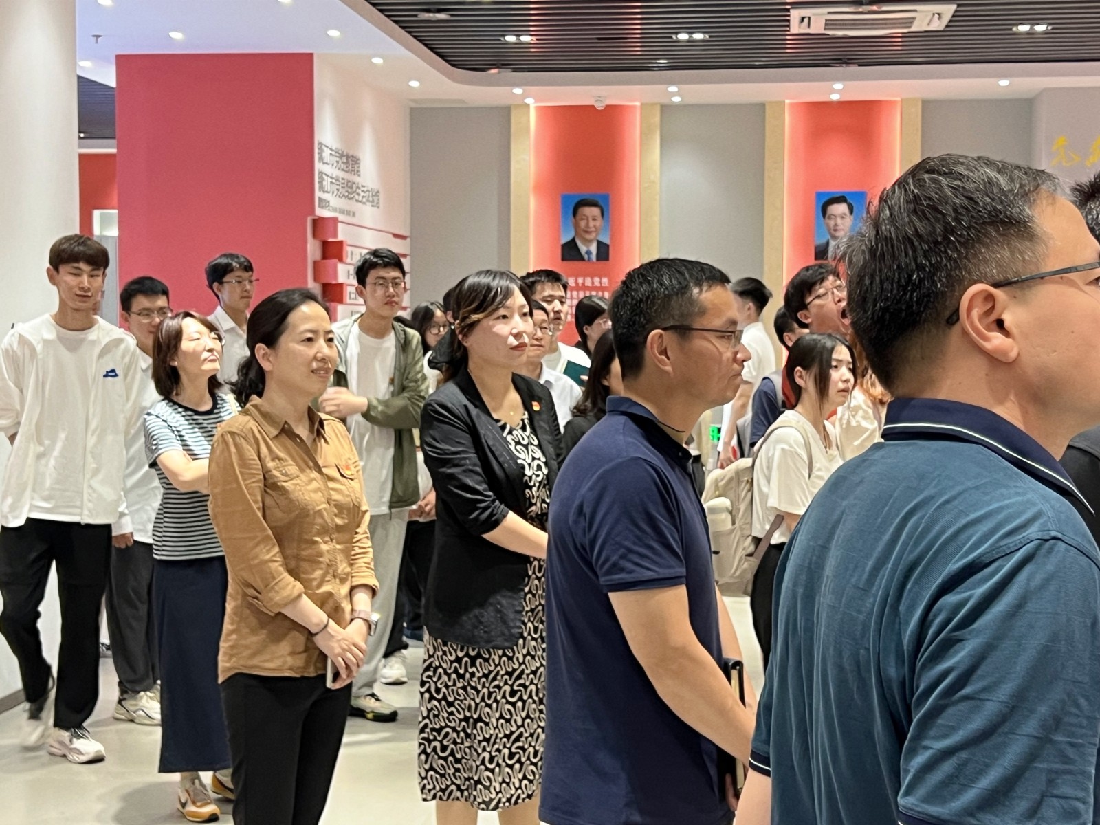 1718943637387739.jpg 1718943637387739.jpg