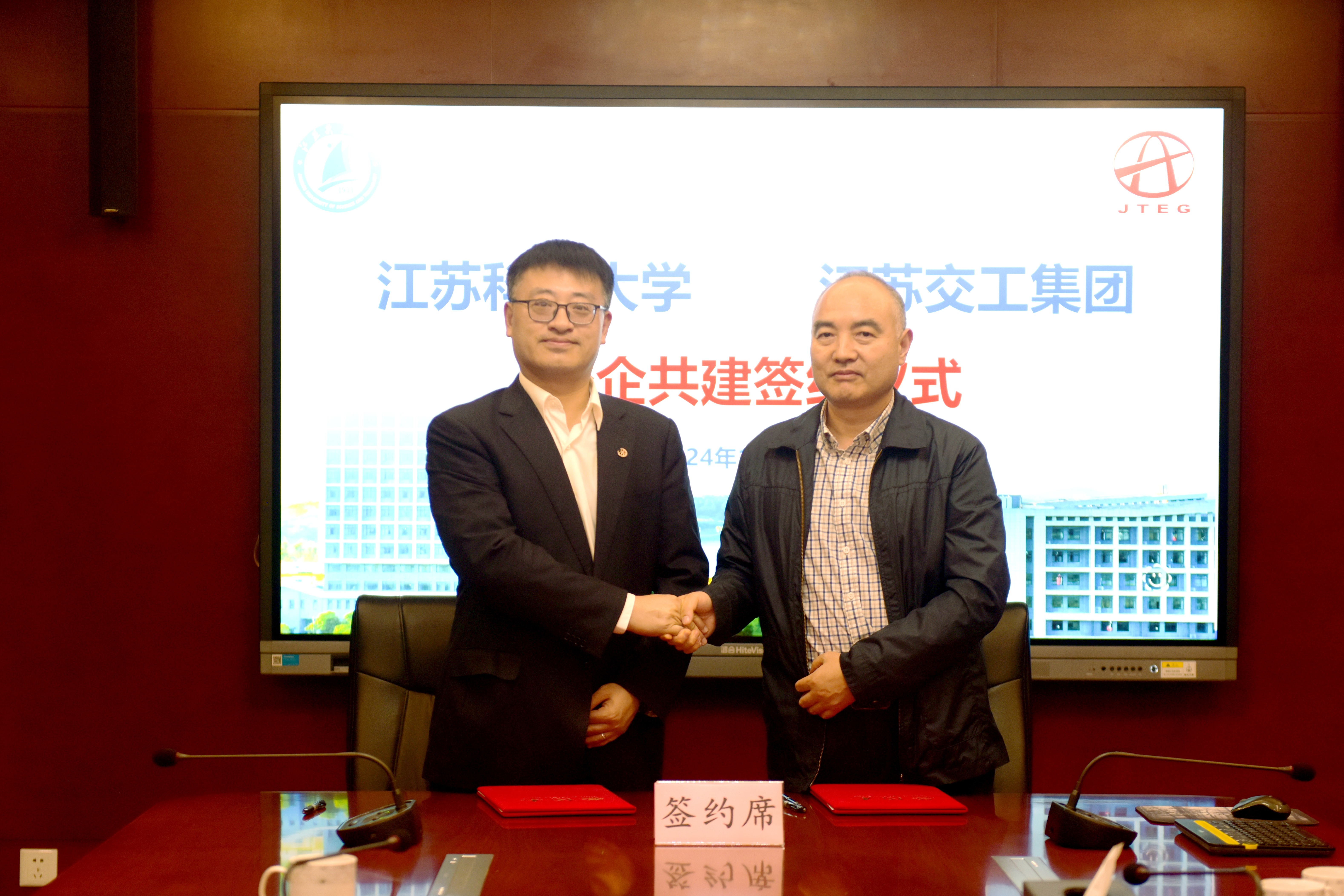 1731575033895498.jpg 1731575033895498.jpg